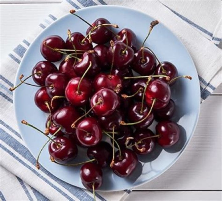Are dark red cherries good for you