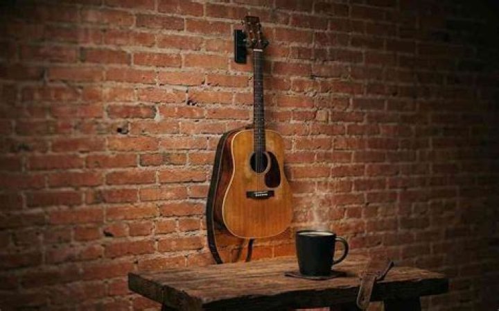 Are Guitar Stands bad for your guitar
