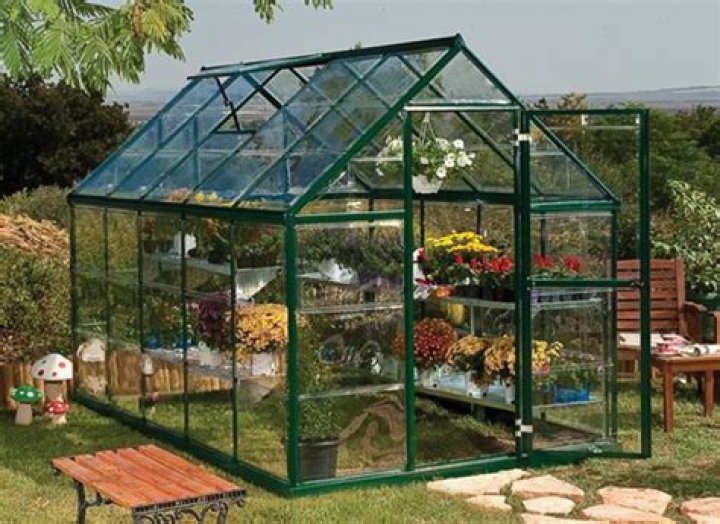 Are polycarbonate greenhouses any good