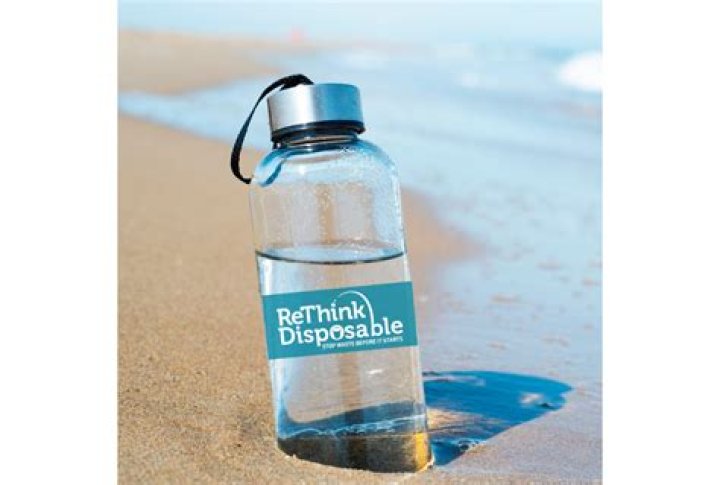Can you bring water bottles into Smithsonian museums