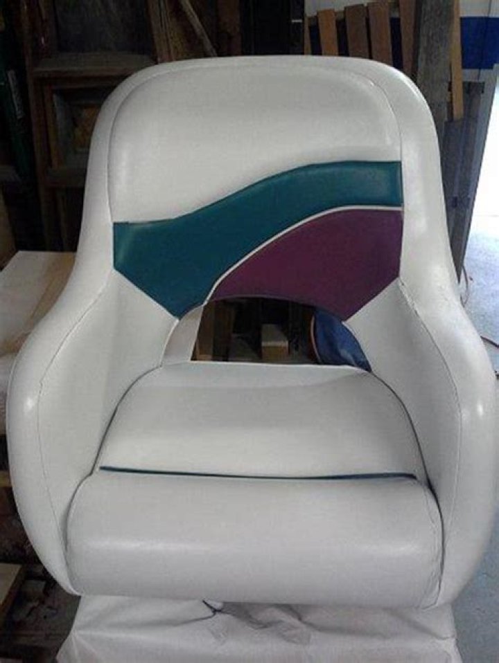 Can you use Windex on vinyl seats