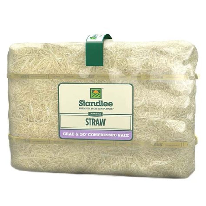 Does atwoods sell straw