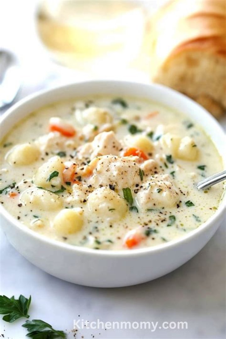 Does Olive Garden have chicken noodle soup