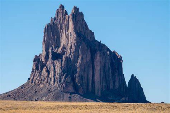 How do I get to the Shiprock monument
