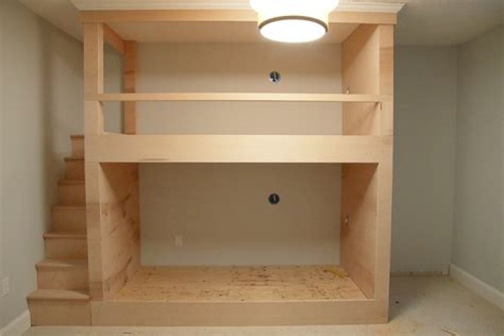 How do you build stairs for a bunk bed