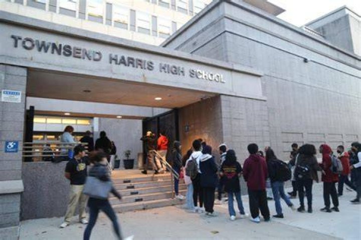 How do you get into Townsend Harris High School
