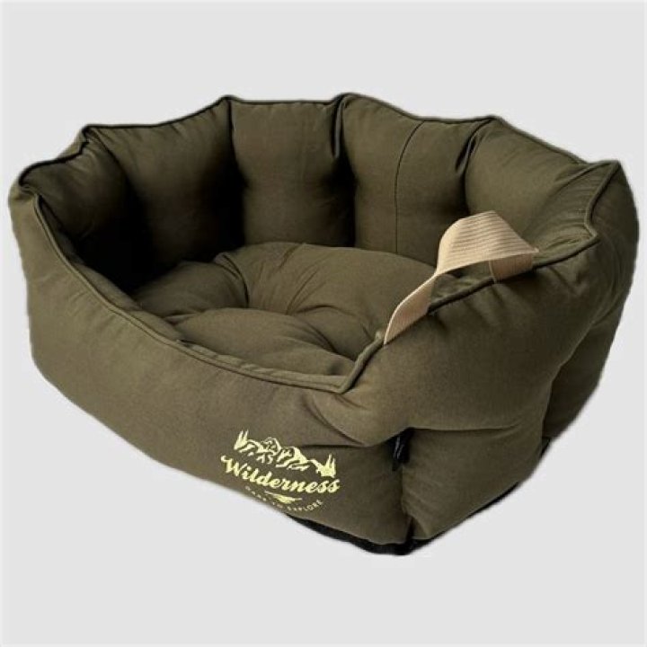 How do you make a Snuggle Dog Bed