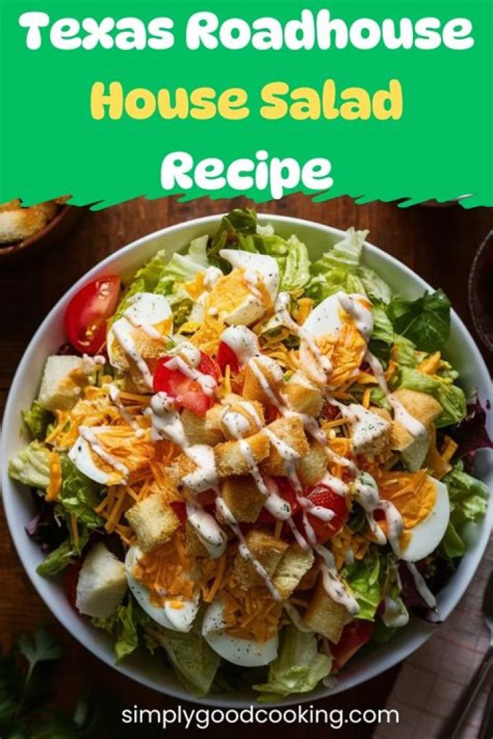 How many calories are in a Texas roadhouse salad