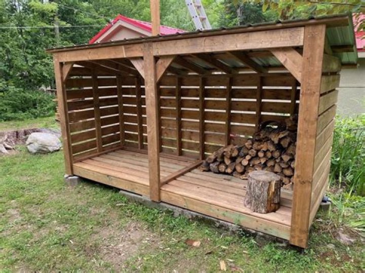 How much is a wood shed