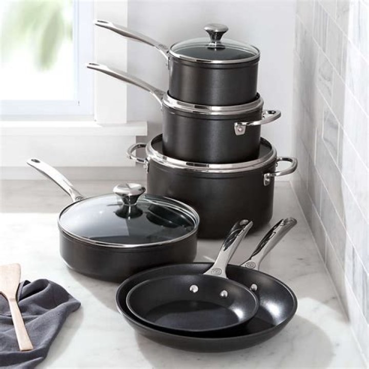 Is Le Creuset toughened non stick safe