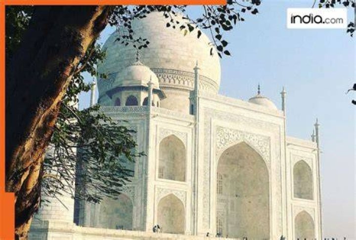 What happened Taj Mahal