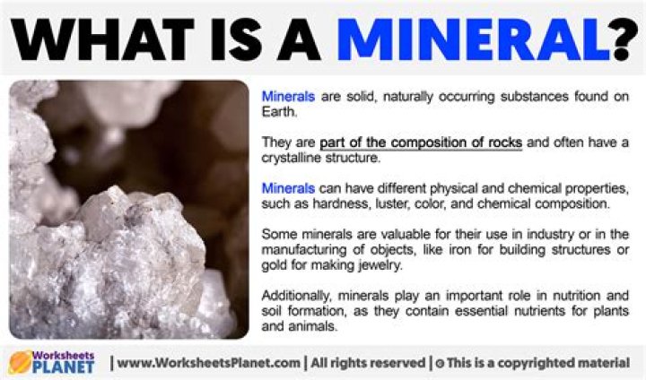 What is a mineral easy definition