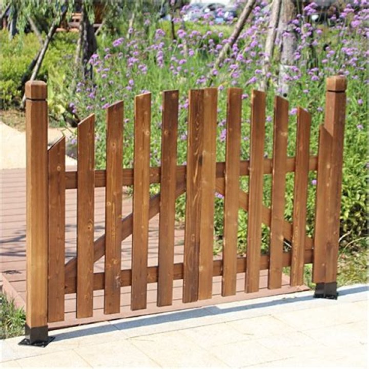 What is the best wood to make a pair of gates