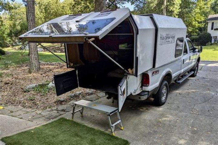 What is the weight limit on a pop up camper bed