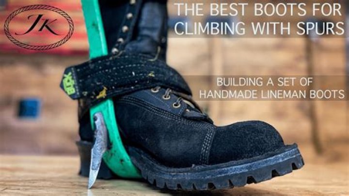 What kind of boots do lineman wear