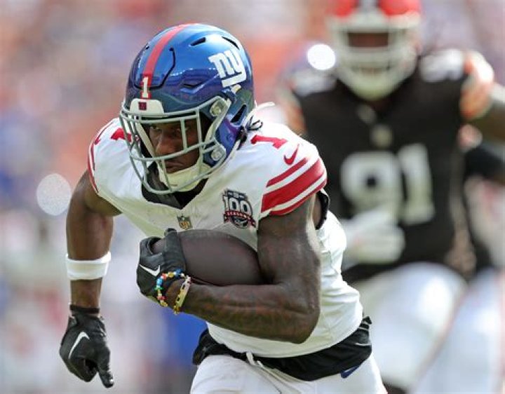 Who is the Giants number 1 receiver